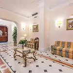 Raeli Lux Отель 4*