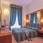 Отель Raeli Lux Рим