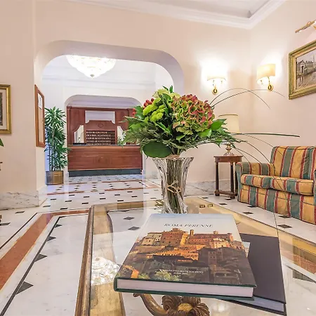 Hotel Raeli Lux