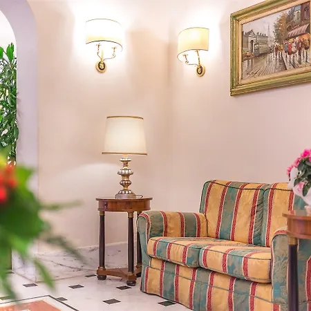 Hotel Raeli Lux