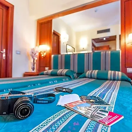 Raeli Lux 4* Rome