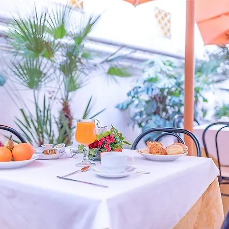 Raeli Lux Hotel Rzym