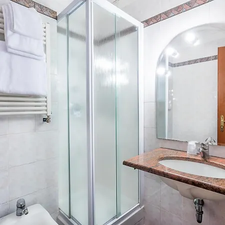 Raeli Lux Hotel Rzym