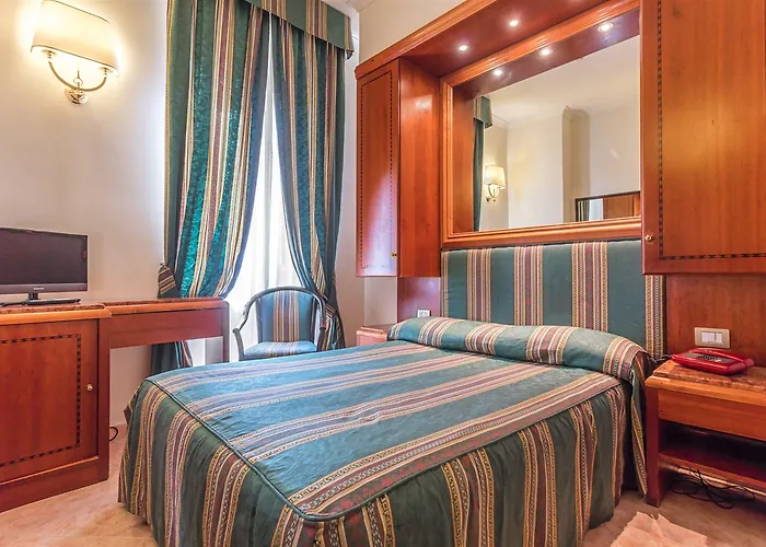 Raeli Lux فندق روما