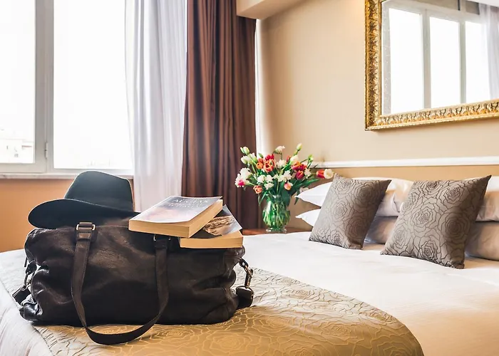 Raeli Lux فندق روما